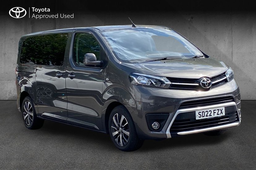 2022 TOYOTA PROACE VERSO
