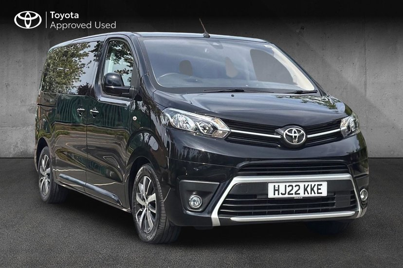 2022 TOYOTA PROACE VERSO