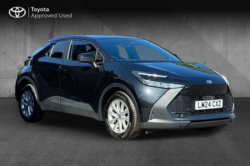 Toyota C-HR listing photo