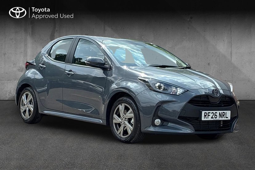 Toyota Yaris listing photo