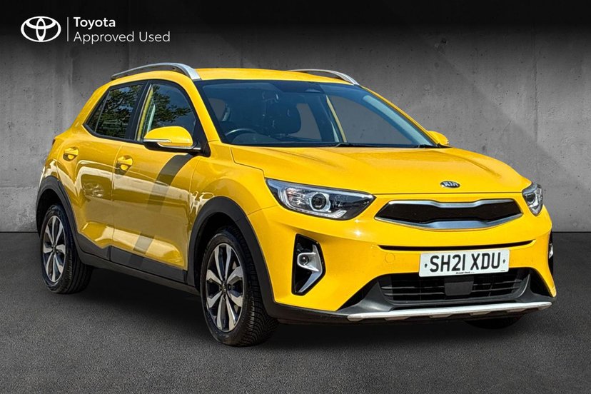 Kia Stonic listing photo