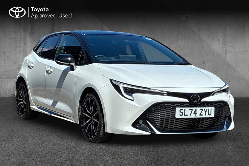 Toyota Corolla listing photo