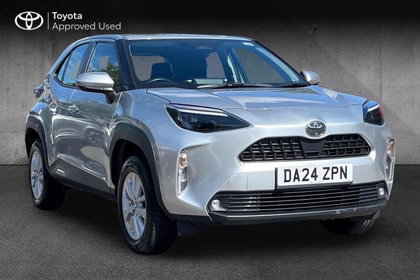 Toyota Yaris Cross listing photo