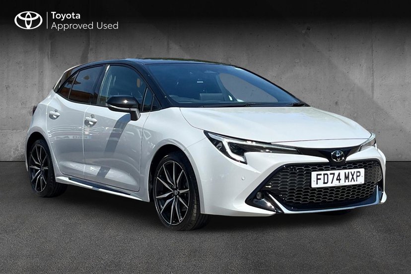 Toyota Corolla listing photo