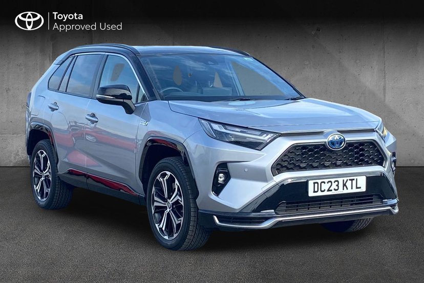 Toyota RAV4 listing photo