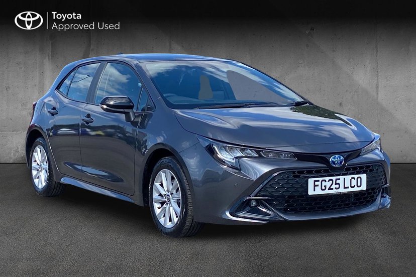 Toyota Corolla listing photo