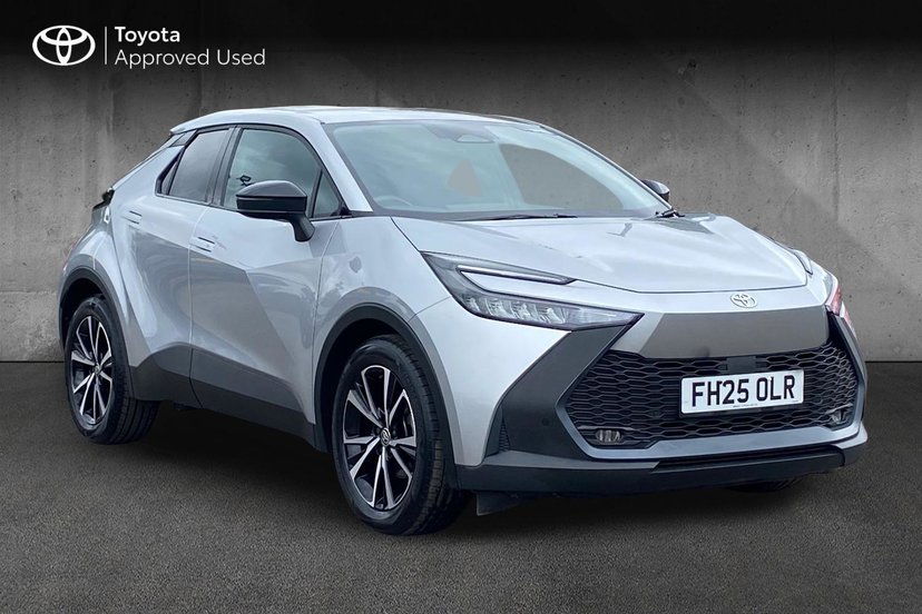 Toyota C-HR listing photo
