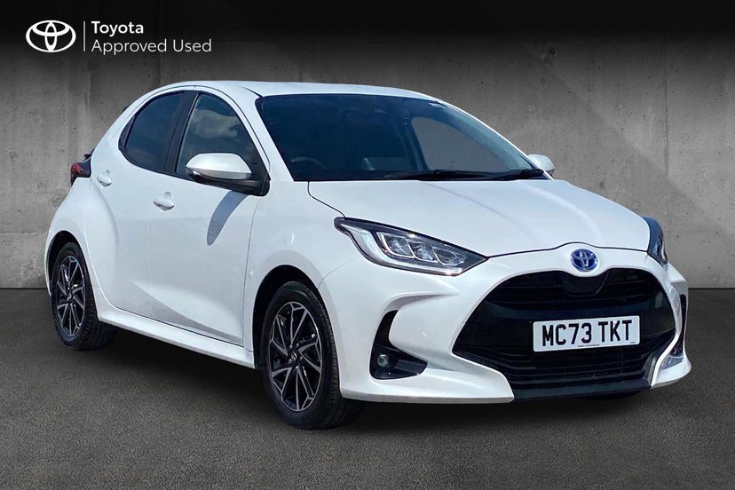 Toyota Yaris dealer public-web source image