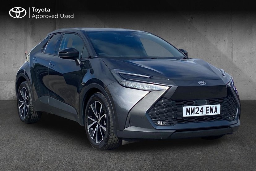 Toyota C-HR listing photo