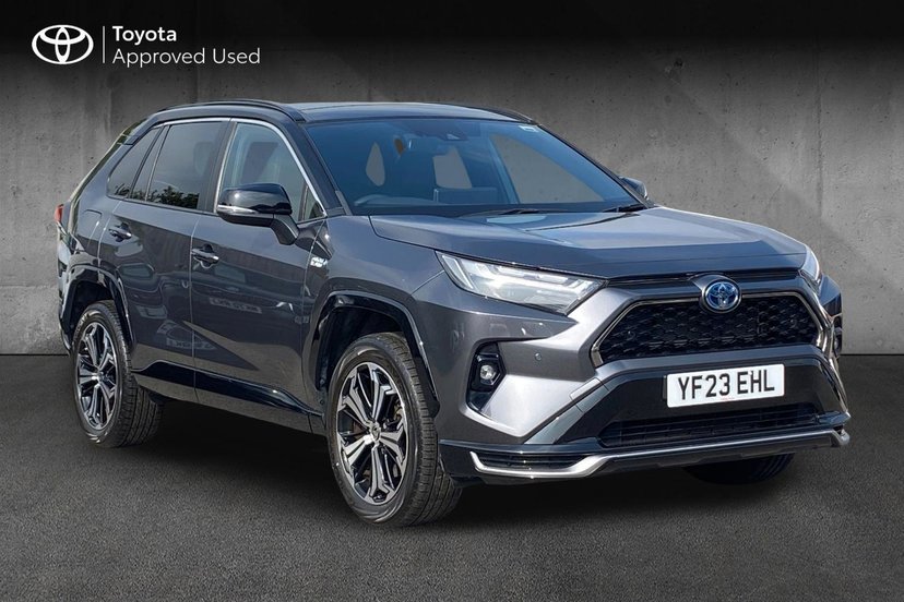 Toyota RAV4 listing photo