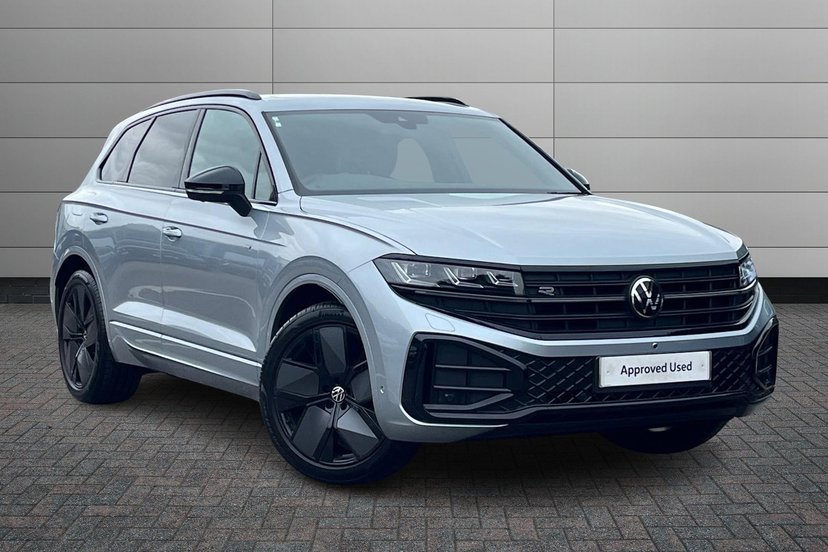 Volkswagen Touareg listing photo