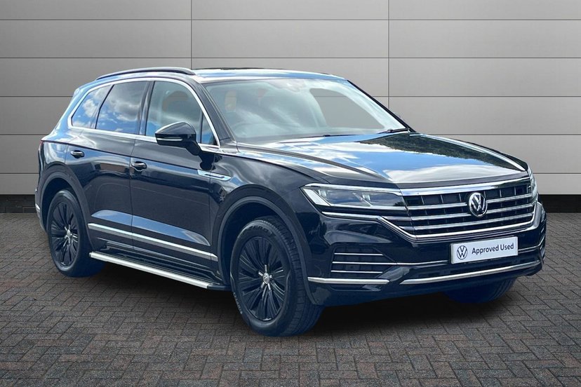 Volkswagen Touareg listing photo