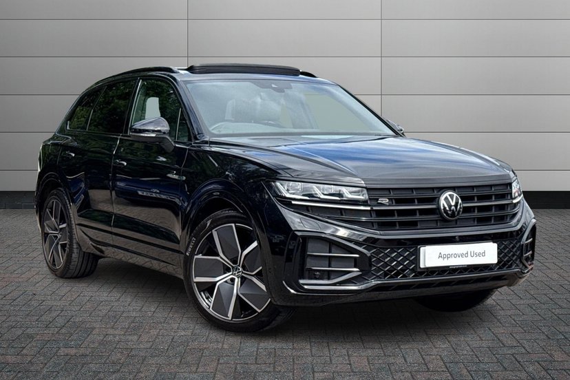 Volkswagen Touareg listing photo