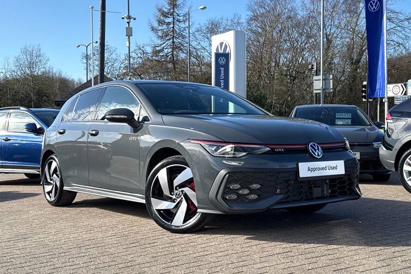 2026 Volkswagen Golf thumbnail 17
