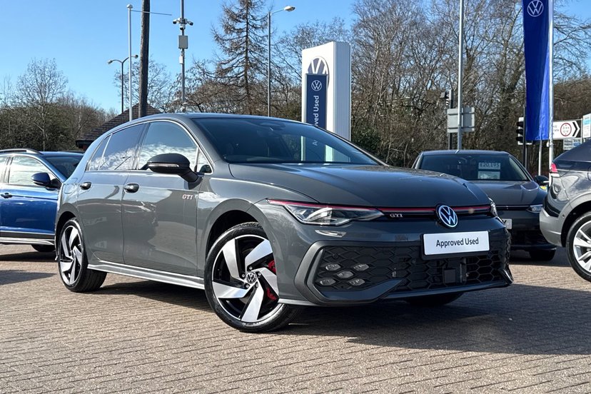 2026 Volkswagen Golf thumbnail 19