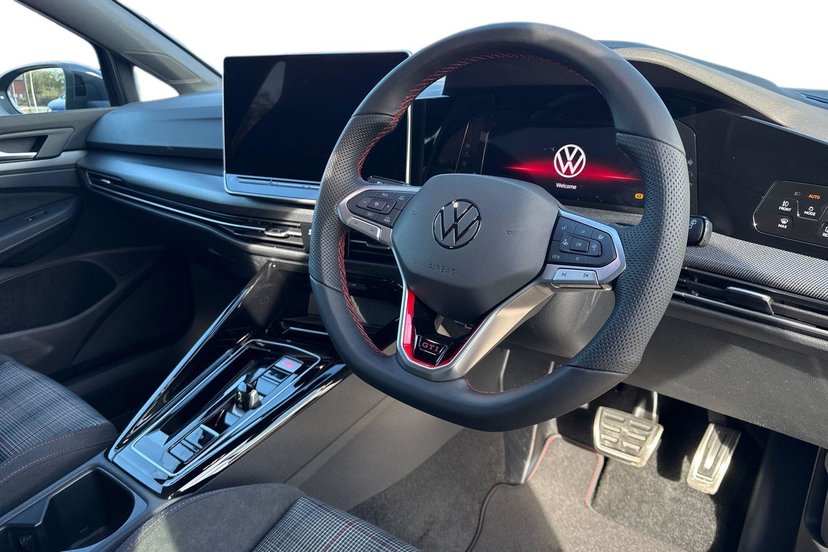 2026 Volkswagen Golf thumbnail 7