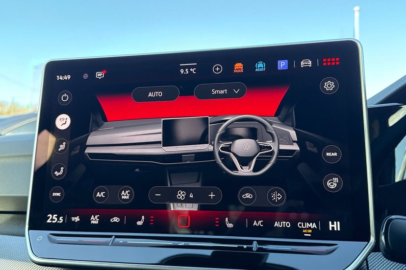 2026 Volkswagen Golf thumbnail 10