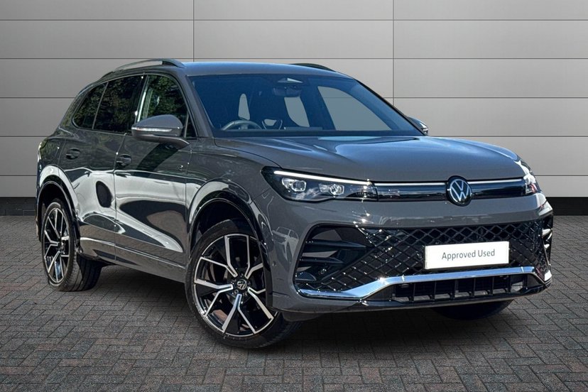 Volkswagen Tiguan listing photo
