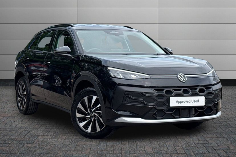 Volkswagen T-Roc listing photo