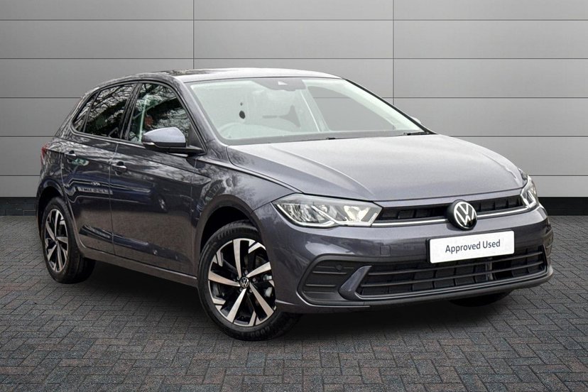 Volkswagen Polo listing photo