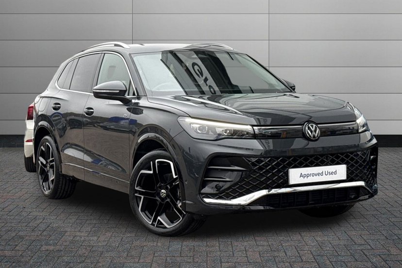 Volkswagen Tiguan listing photo