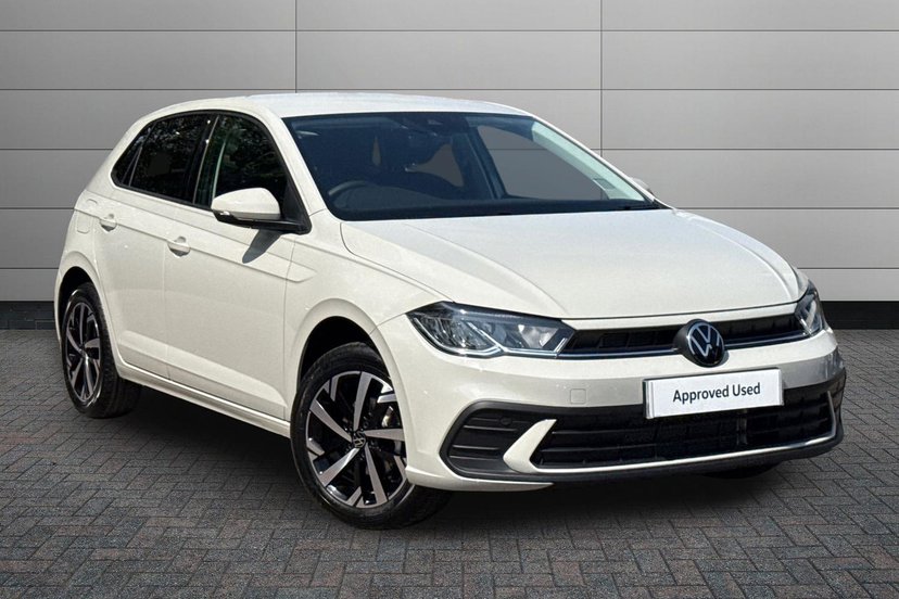 Volkswagen Polo listing photo