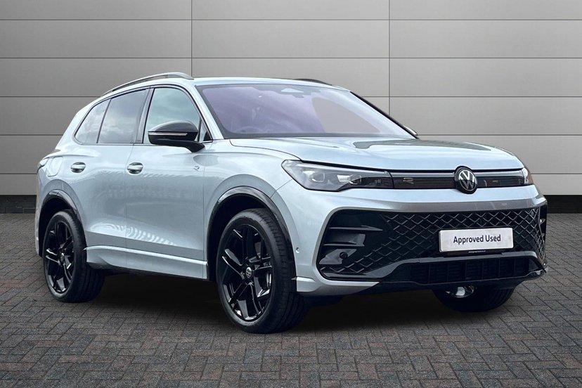 Volkswagen Tiguan listing photo