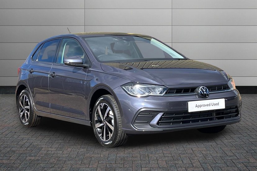 Volkswagen Polo listing photo