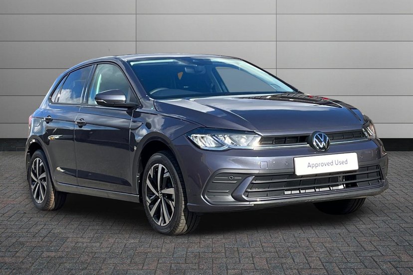 Volkswagen Polo listing photo