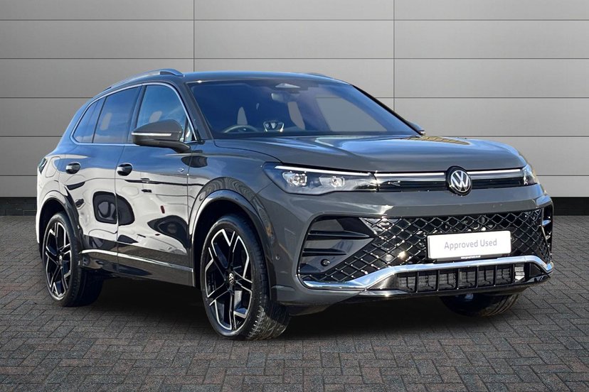 Volkswagen Tiguan listing photo