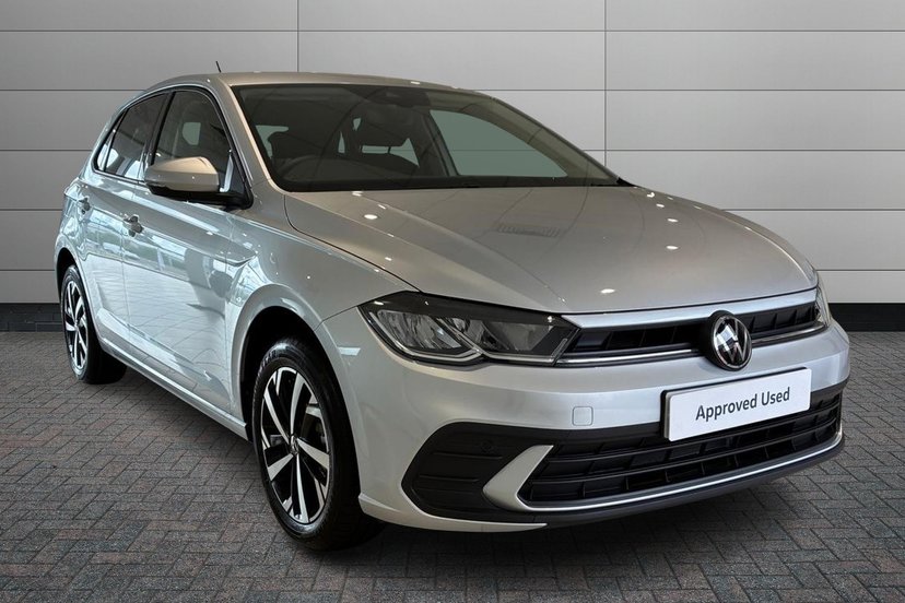 Volkswagen Polo listing photo