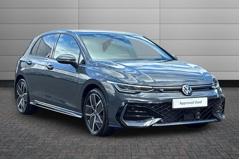 Volkswagen Golf listing photo
