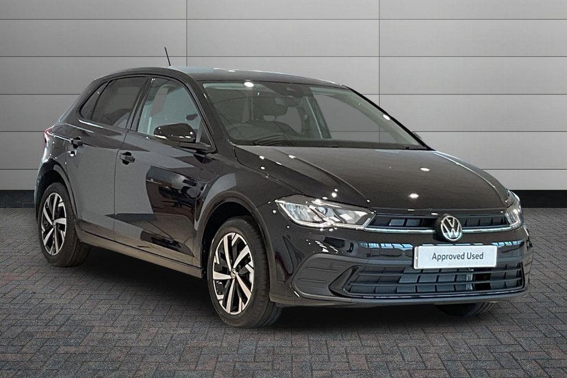 Volkswagen Polo listing photo