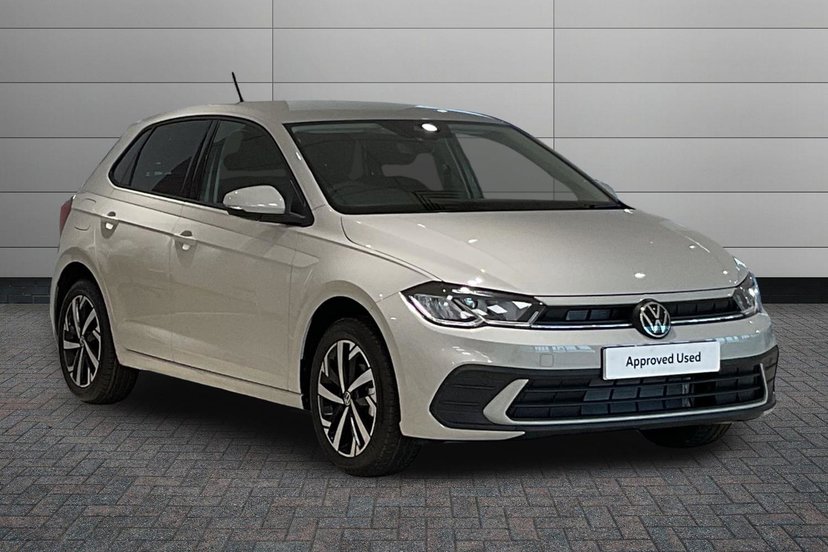 Volkswagen Polo listing photo