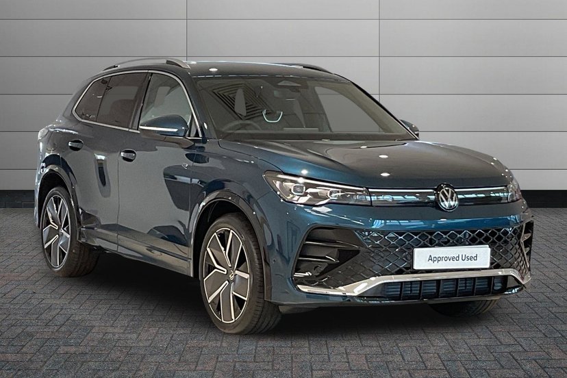 Volkswagen Tiguan listing photo