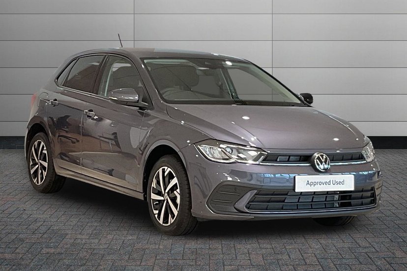 Volkswagen Polo listing photo