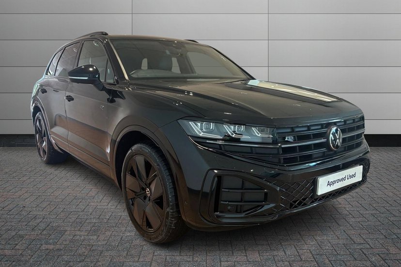 Volkswagen Touareg listing photo