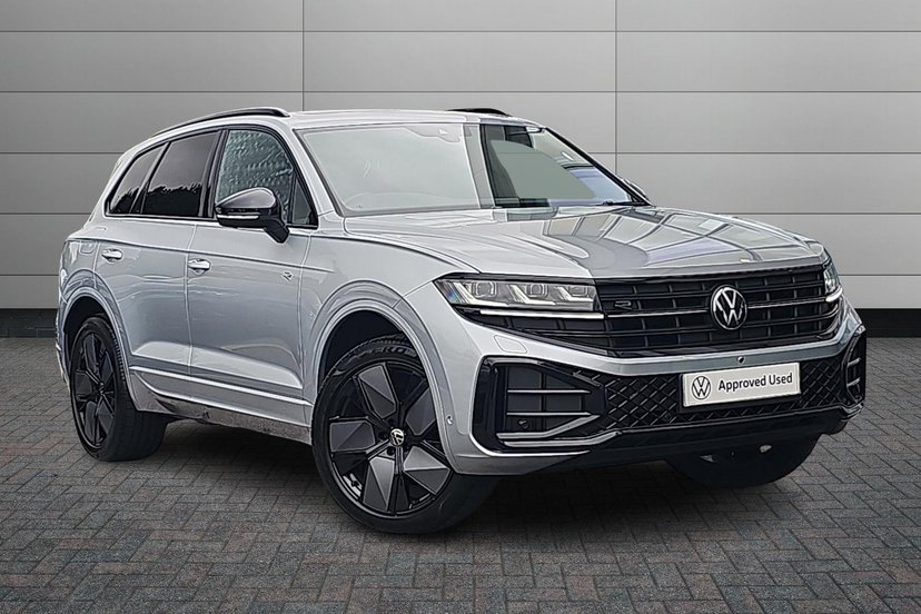Volkswagen Touareg listing photo