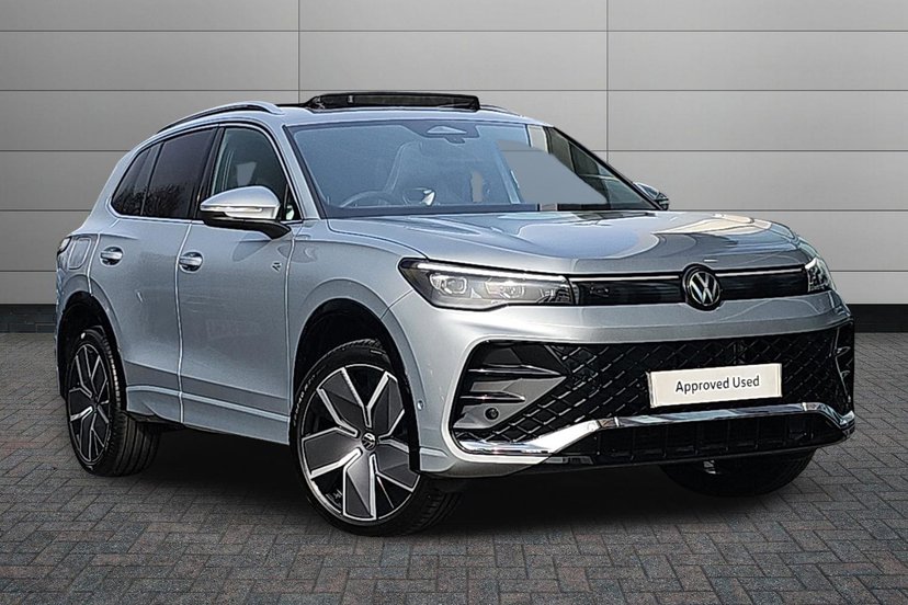 Volkswagen Tiguan listing photo