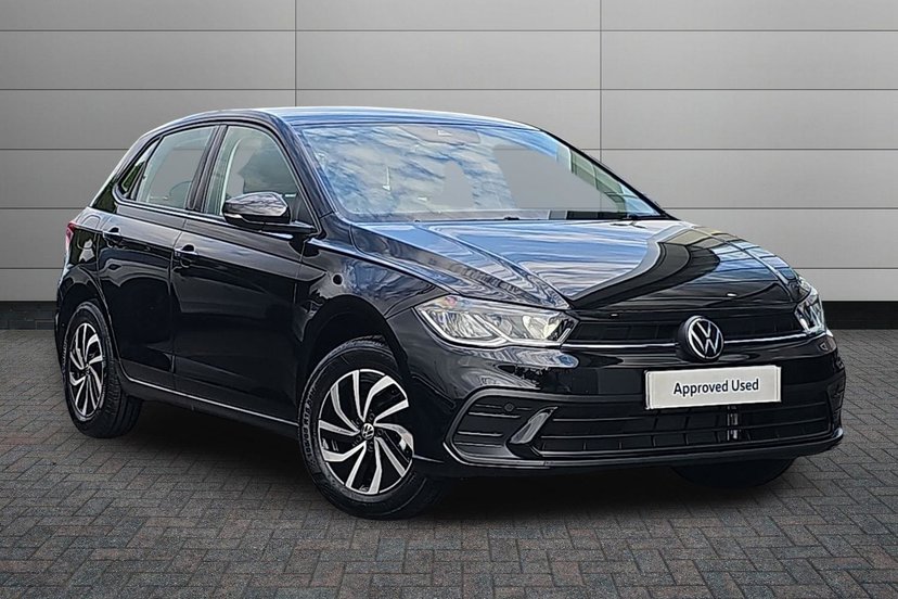Volkswagen Polo listing photo
