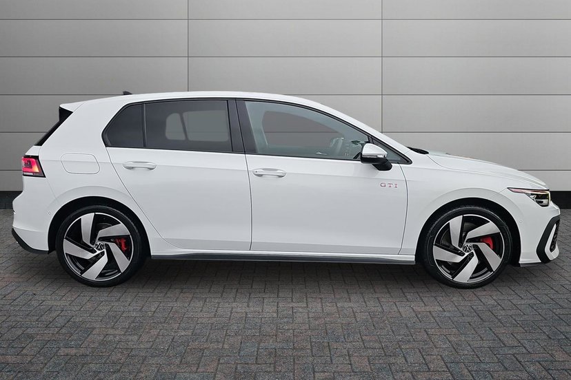 2026 Volkswagen Golf thumbnail 5