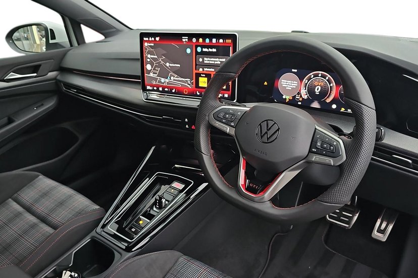 2026 Volkswagen Golf thumbnail 7