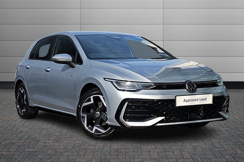 Volkswagen Golf listing photo