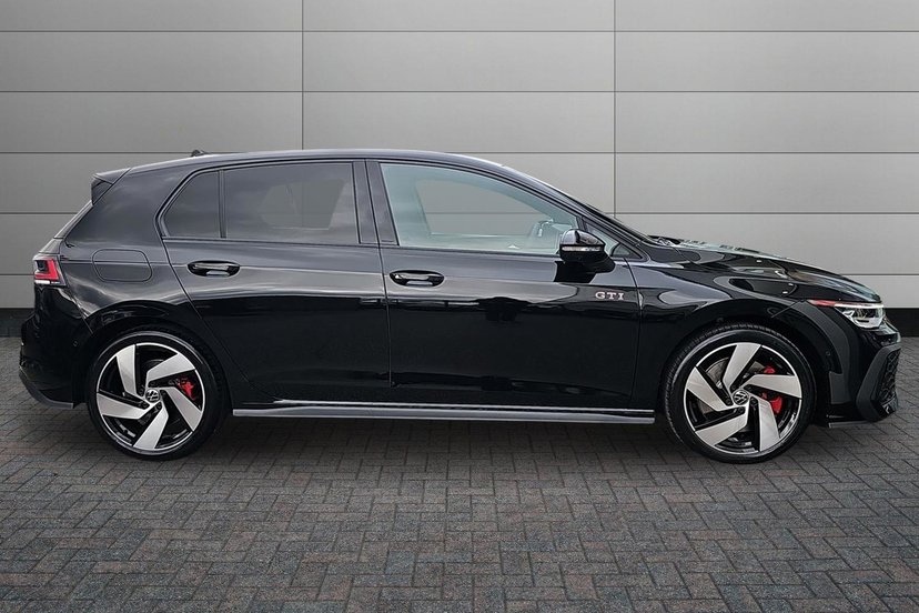 2026 Volkswagen Golf thumbnail 5