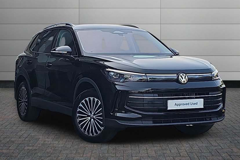 Volkswagen Tiguan listing photo