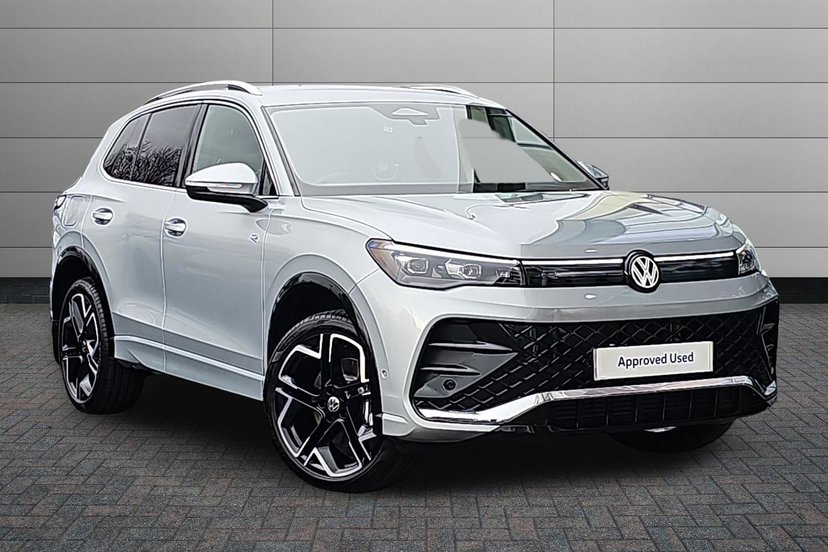 Volkswagen Tiguan listing photo