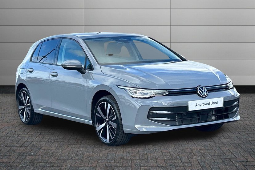 Volkswagen Golf listing photo
