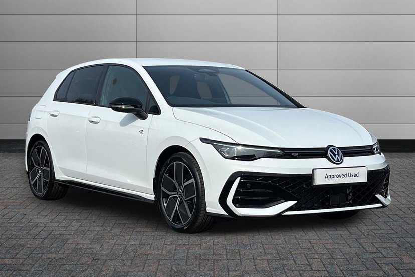 Volkswagen Golf listing photo
