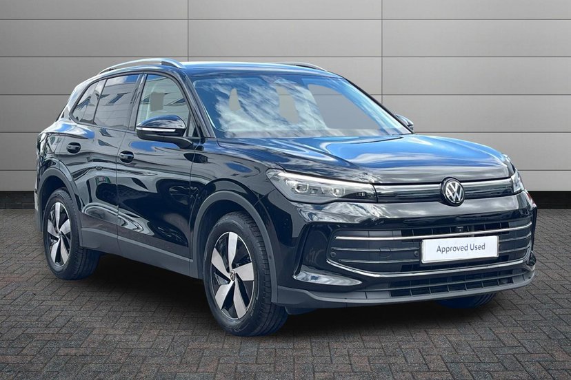 Volkswagen Tiguan listing photo