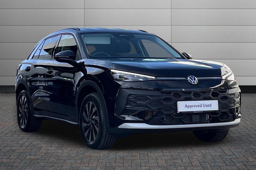 Volkswagen T-Roc listing photo